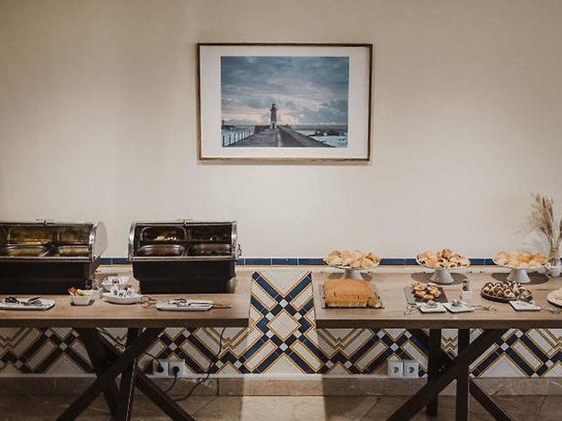 ECA12F065E1FEFC2F382880E86FF1E31