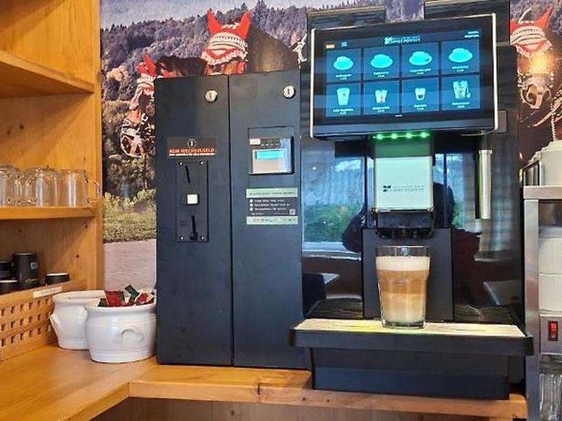 1836863471242F0DA9940306DCA661E0