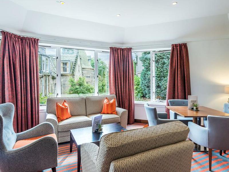 B9B6F45E0E57FE21FA3D813D87702101