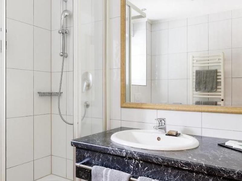 226FDF52959201194934318655483774