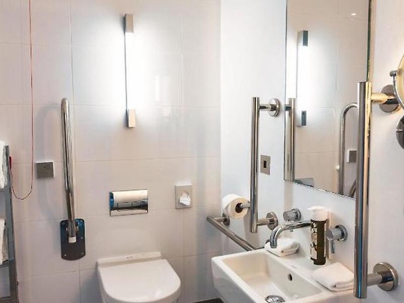 D7CDCC69C7850AD02A6B3B607EDA403D