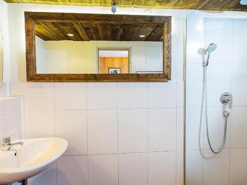 B6AD32C8F0B6B6851FD504EF35D10E3D