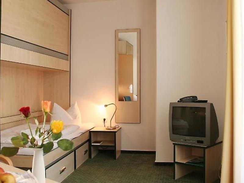 4ADDA0D68C5CCD177C49BB86C247147E