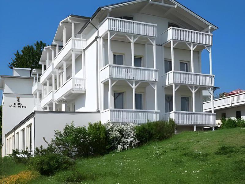 0A0C8BF5230F5C24F9197D8710A74754