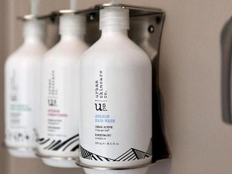 DF0472259B3FE34A5E8328CA2EAB7A96