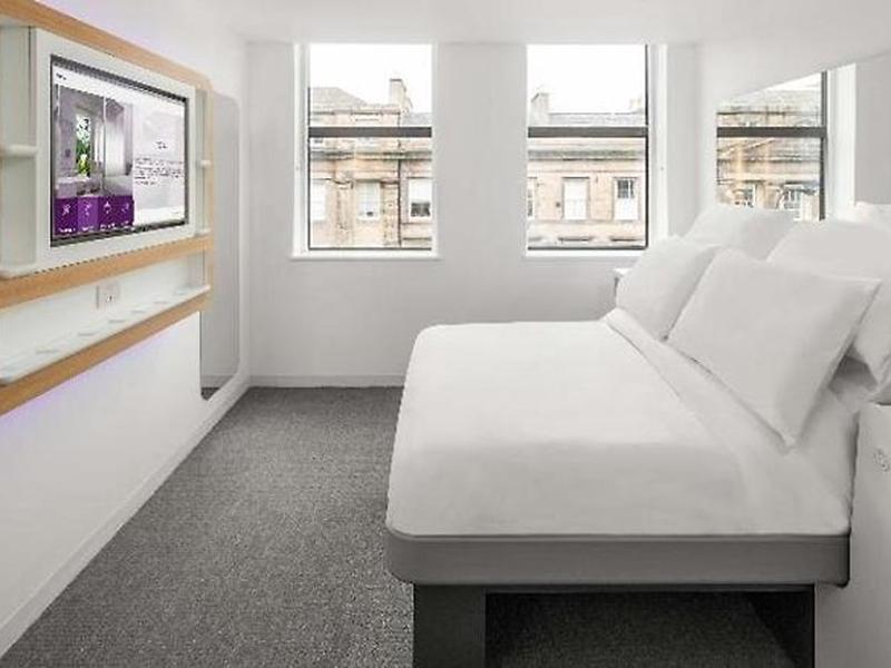 F9C5A2DC573F5AC46B15655B64C035D4