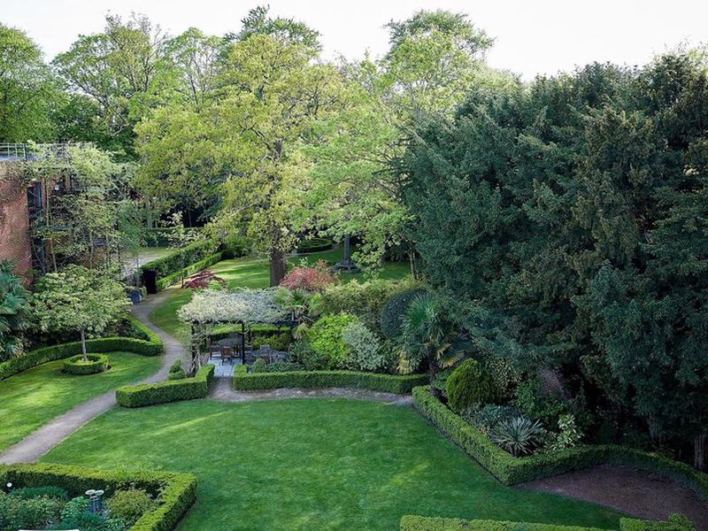 4D2A39923E928C028A996CB6BE1387B5