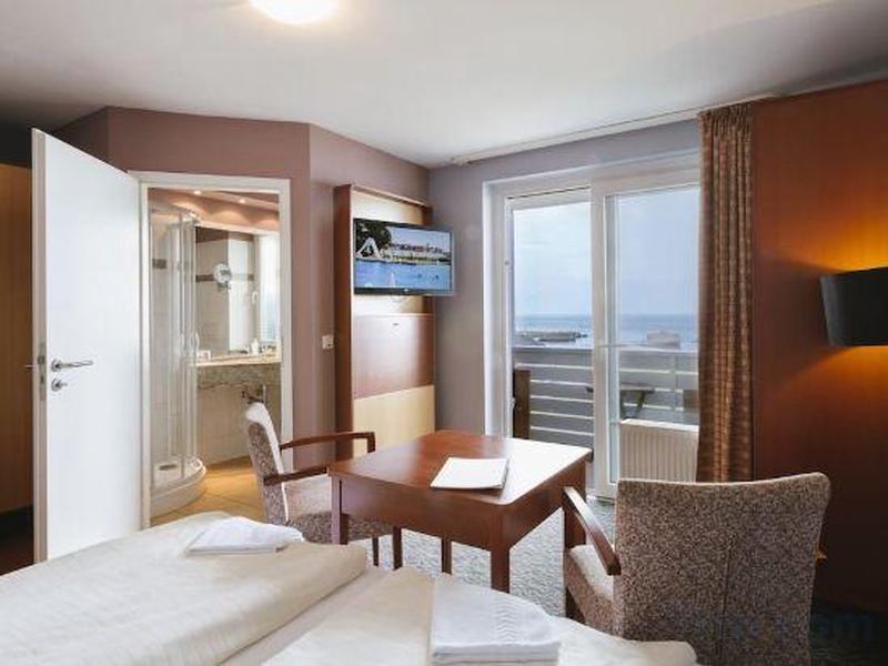 C4D73CBFA4BB904411BD2BE02C145ADE