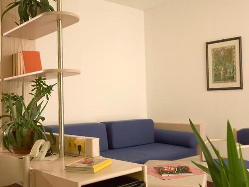 9A497B8D4EC324F994582BE3A00A4266