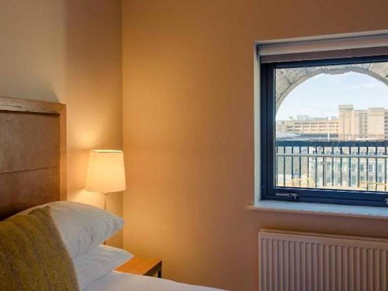 AEB5FD1168D64E69408CDC7923442BEE