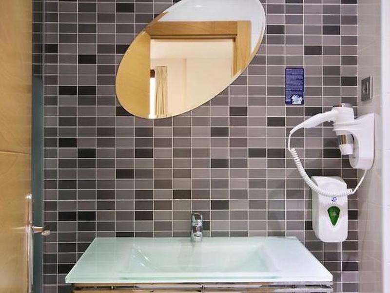 B9B4B977A5E5CD096F6A5D671C6EED00