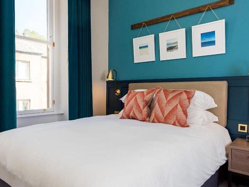 F2F9ED2FEBE3245108A89AADEAAFF228