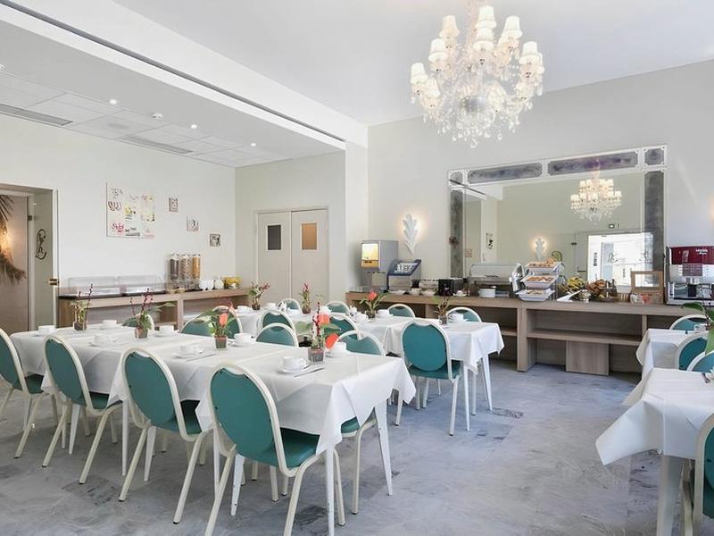 8F83A429BB9220FCE7DEE998AF171336