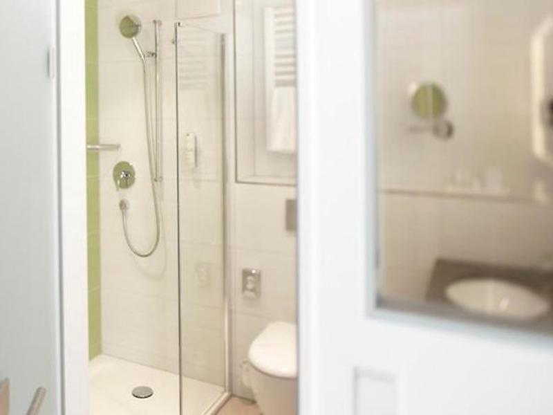 F26879762EF9804F7712C9BC69EAA969