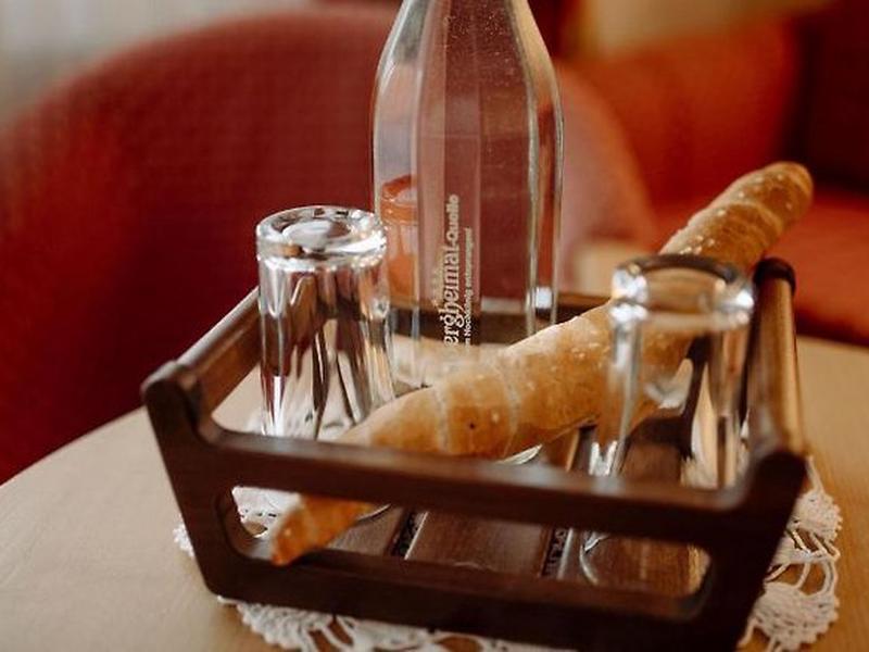 3D2429995B34FEA6D1ADA4C031724653