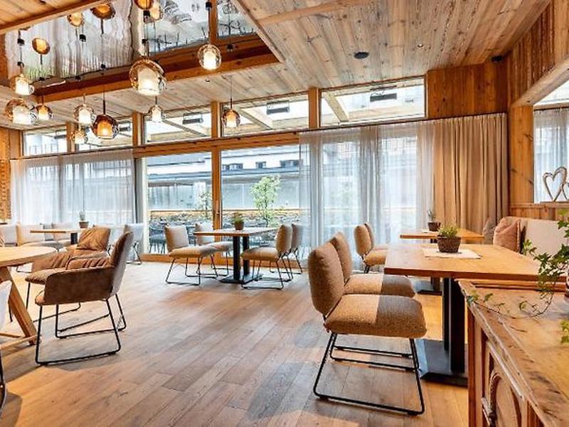 1EA72B9E9B16AC29DECD8A5190E5E6D8