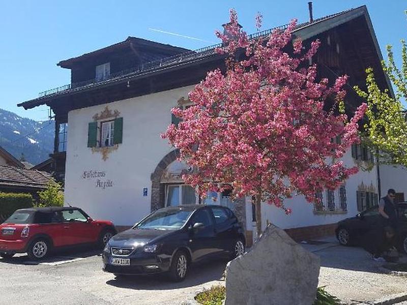 9425EF6AC49CF5AC7BCA3D1F84B7BD08