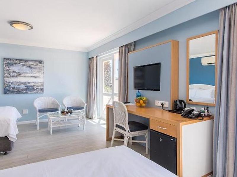 DEA5FD97BE81AA24C4E881D1D6F12849