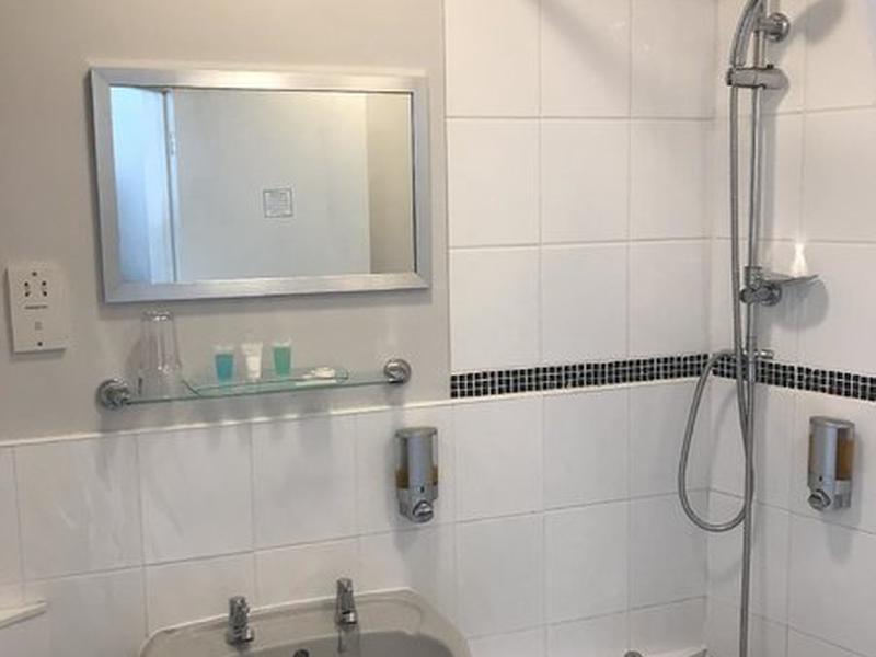 68E3EA9878D92124E17F328307AD284C