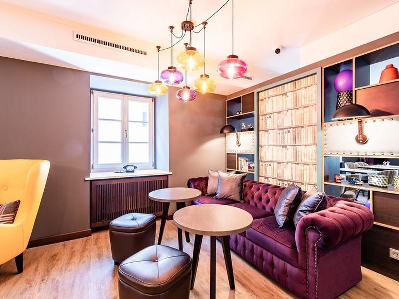 B8A94A76448B30D71C45C57E66196AF4