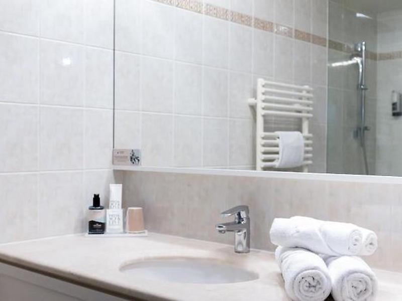 022C4A4C7FE07A1B4F94A60018A06F2A