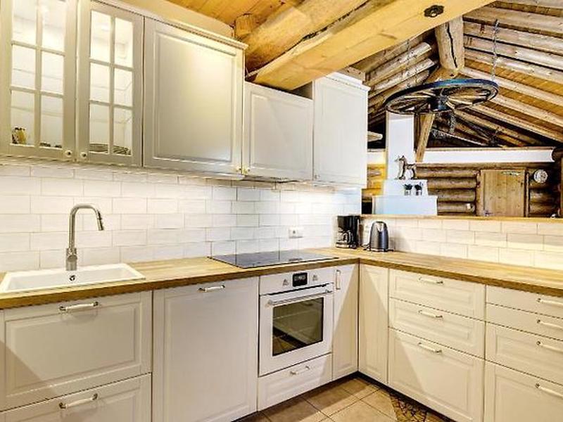 767F632FDD930392E9E44225AF6453E5