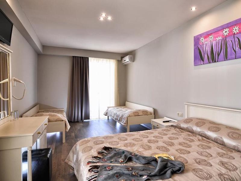 EB61BC7E3BA0EF891F5442FD45ABF609