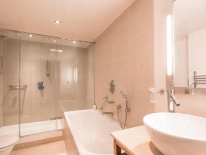 F8CDEAA60B304CC3004C367674AC9A49