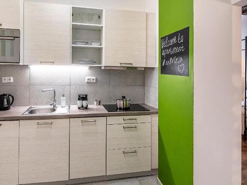 4ADF23FBA90C3A7FC9570222462E98E2