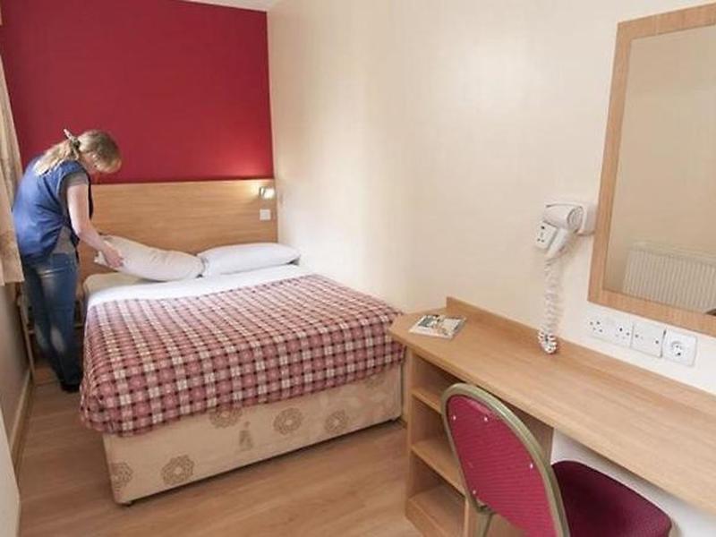 8E067A83EDC9C36EE716851F41DD542B