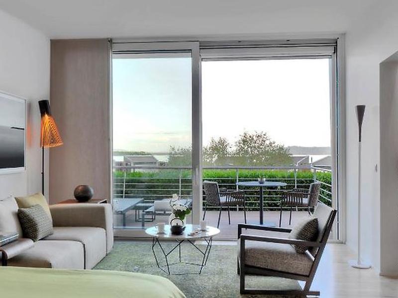 AC9066D7D8E890AF16CB8484A2420F36