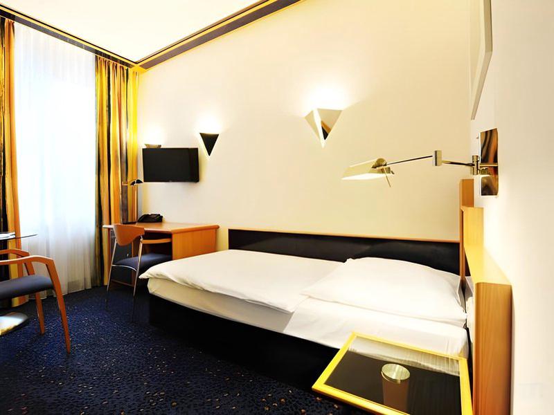 0CBD33FDC6CF48C5D61EA4E9B6B66030