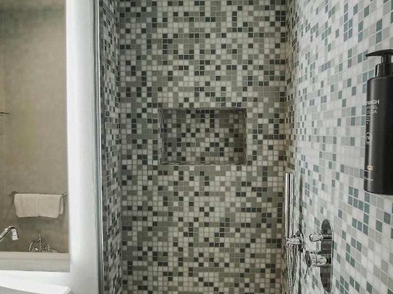 88FF772D17117940486A378DB7658A8C