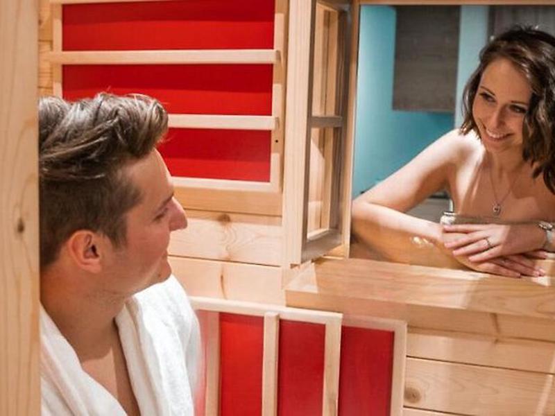 8547B4AC2E1927F2B56EA81E08D17429