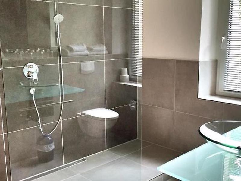 36B71C668459D875F7EC99CB8681D172