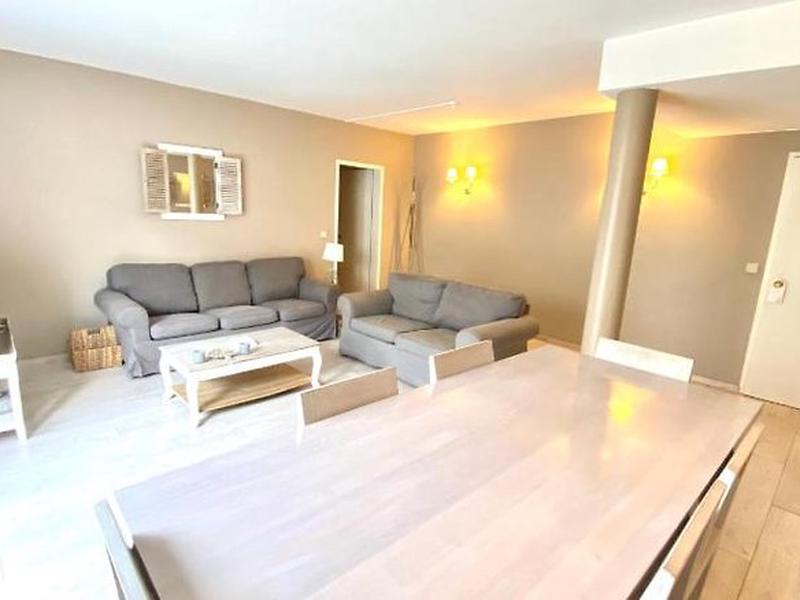 2DDC0CFA49CB3AF950A765C90110EFB2