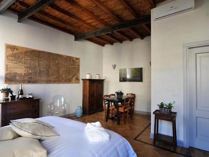 FDE6BBBCC1D12BE04690E1A294386F05