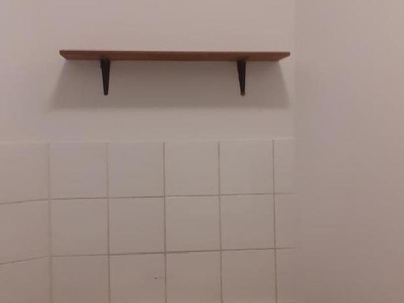 F5C1484DE9AC18563E1242C093B52A41