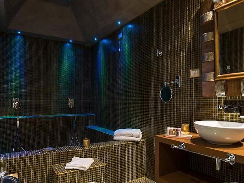 D29EA2ECF153255806BA72004ABAB656