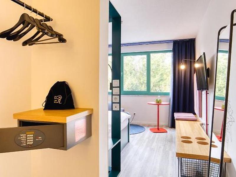 646A2ADF9D500A6D771FD9F3B88A5282