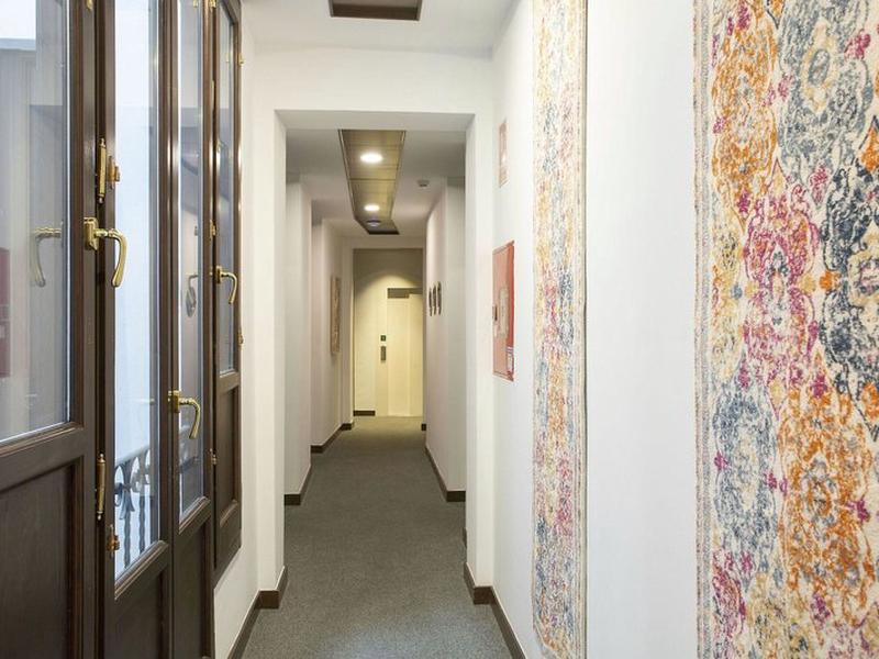 81C842A203F6704BA7EAB02CF1890C33