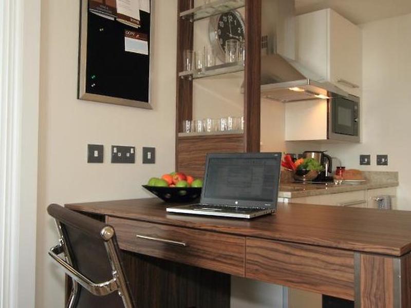 FBF34795D94FA98B6ED6749F4FFD21BF