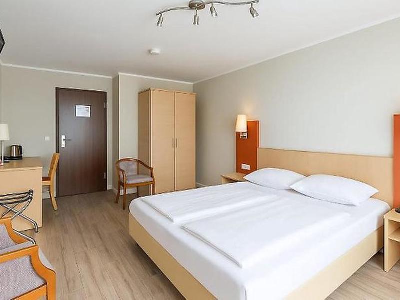 6E7C7E7AE2ED98B2588F782744D52267