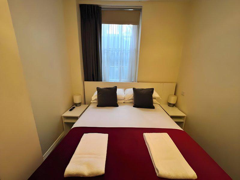 FE201EE44CCD3BD9922907F94E6FCDFA