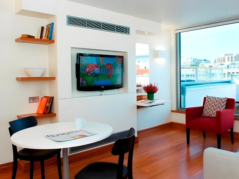 E6F11E816B83966484897A1C1EDA456E