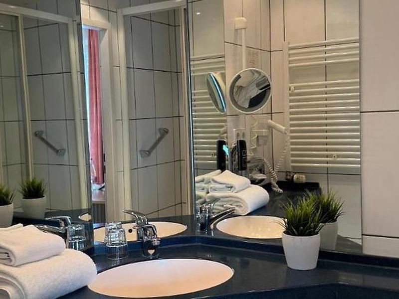 A2A98E39E4361E1213DEDA1DE78C25F1