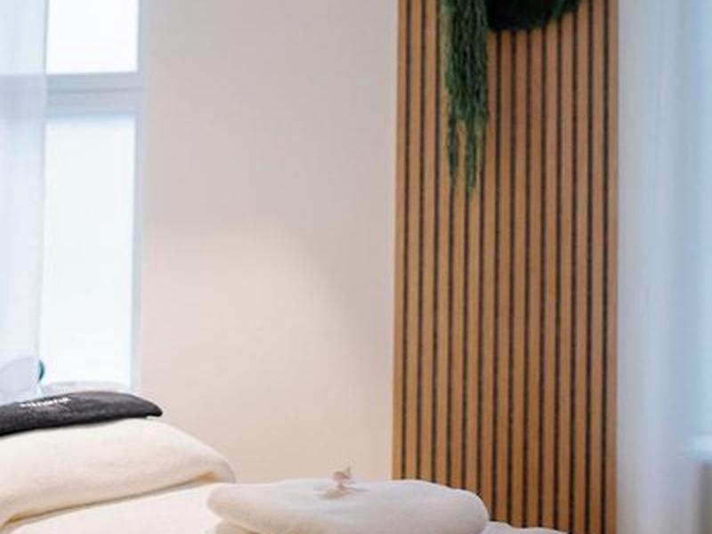 133ACD35CC0654A31D3E15C96B1F9991