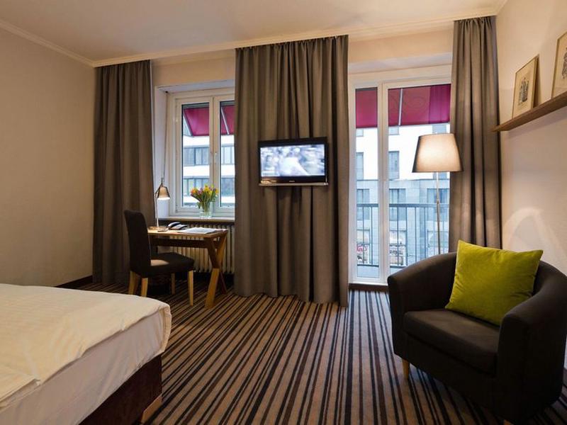 9FC746B043C19932C2BF1EC0A1404112