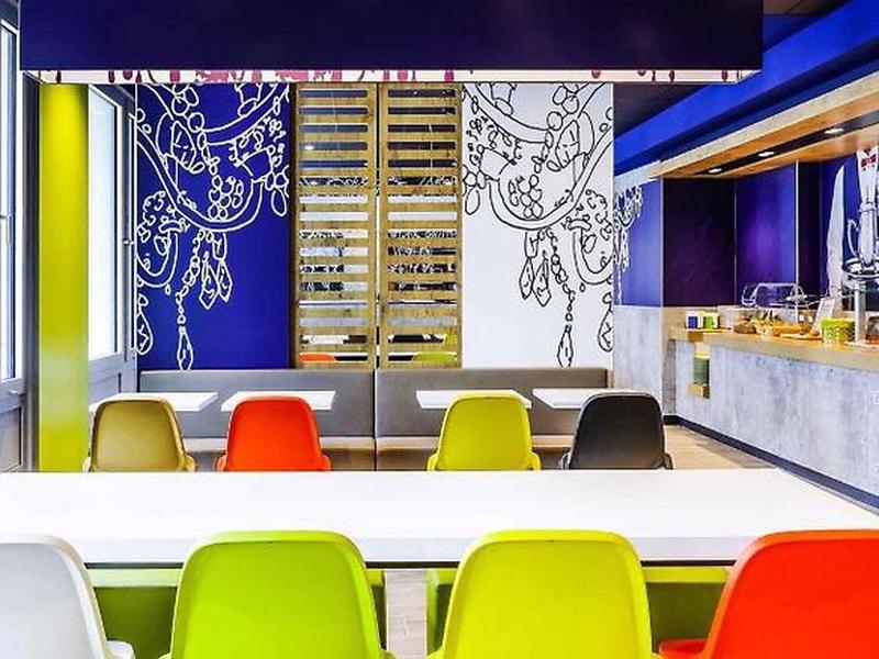 2154BFCC00EEA940CC2CD0D63E09D3C5