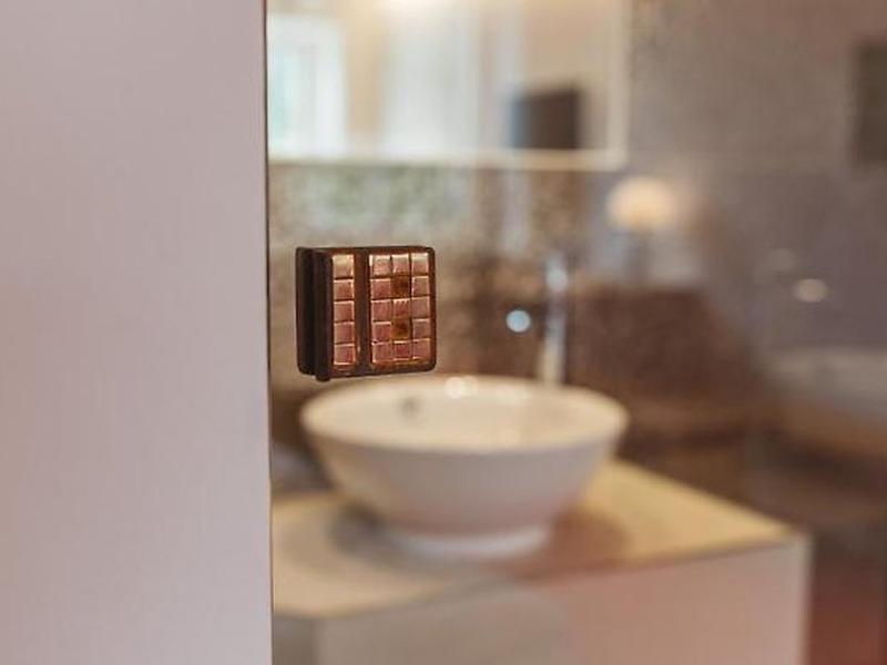 B375BADEC05CD3ACFEB3A83686D4B736